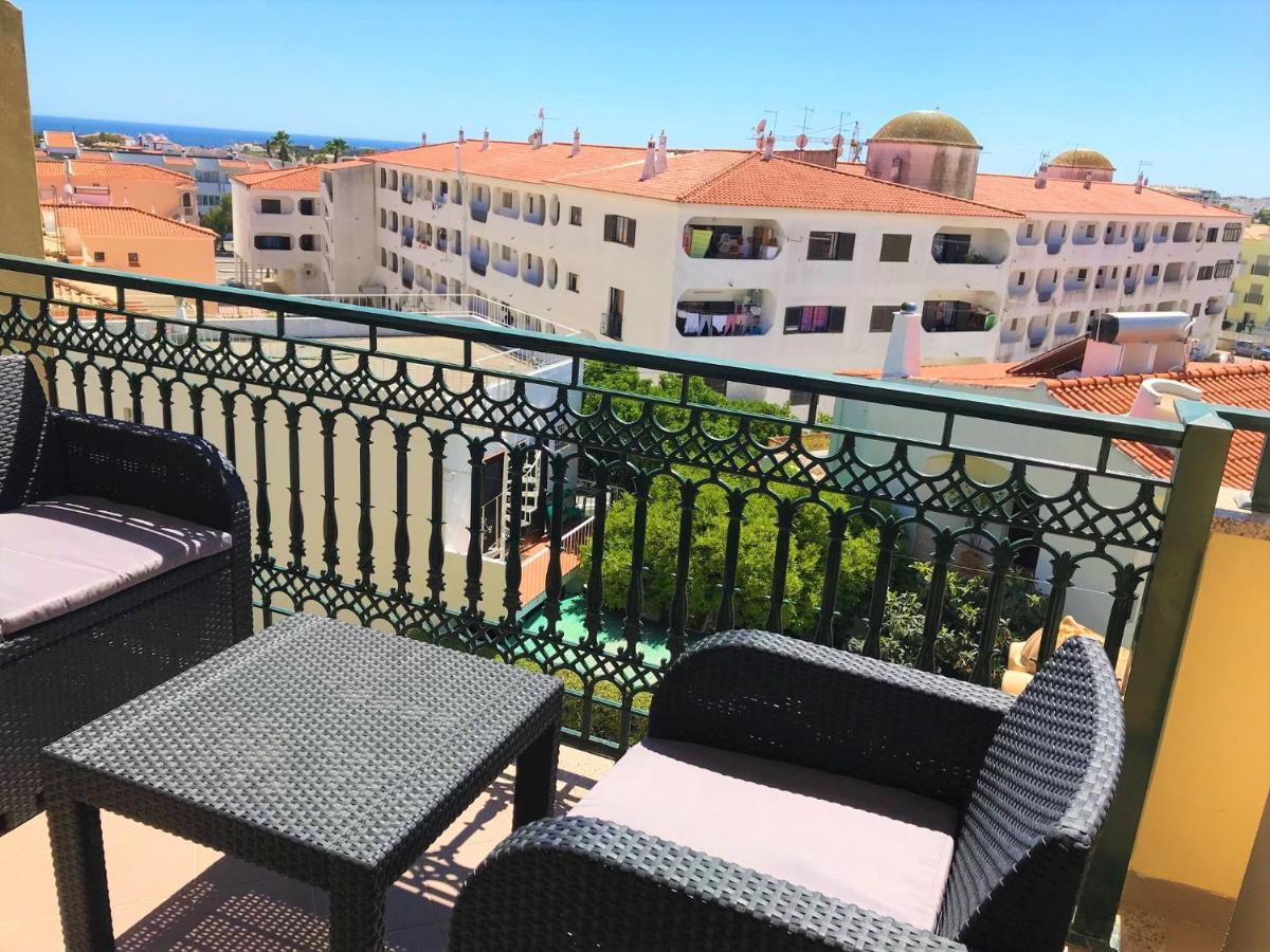 Oura Beach T1 Apartment Coral , Close To The Strip, Swimming Pool, Wi Fi, A/C Albufeira Esterno foto